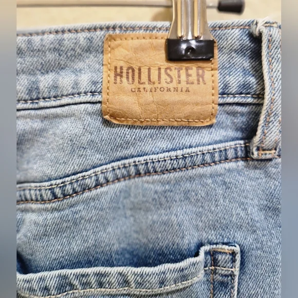 Hollister Curvy Ultra High Rise Size 4S (Sz 4-5) W27S Vintage Straight Jeans - Picture 10 of 10